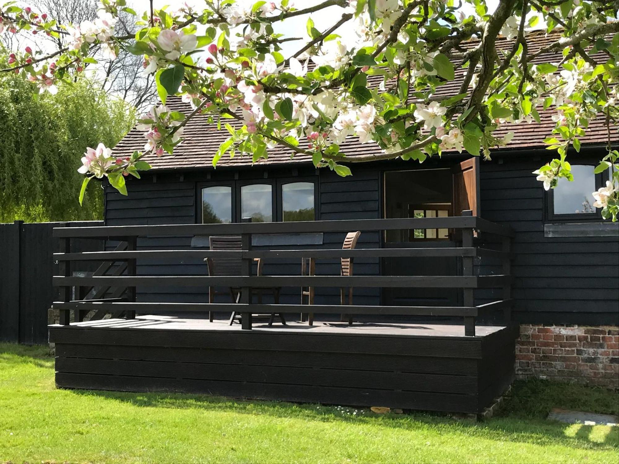 Maplehurst Barn Stables Staplehurst ภายนอก รูปภาพ
